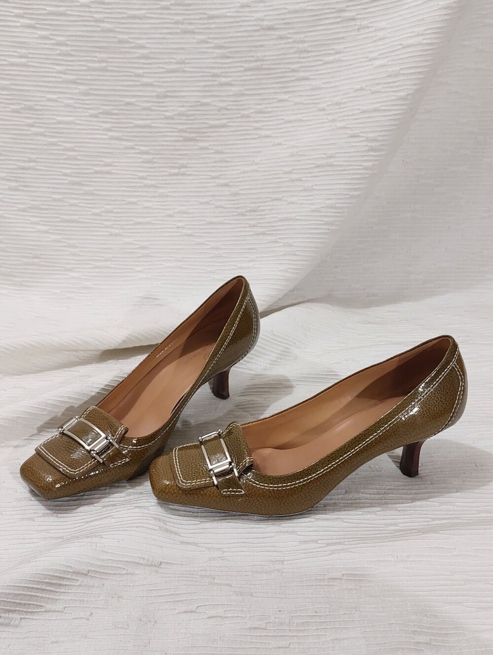 Cole Haan Olive Patent Mid-Heel Pumps with Silver Buckle Size 7.5